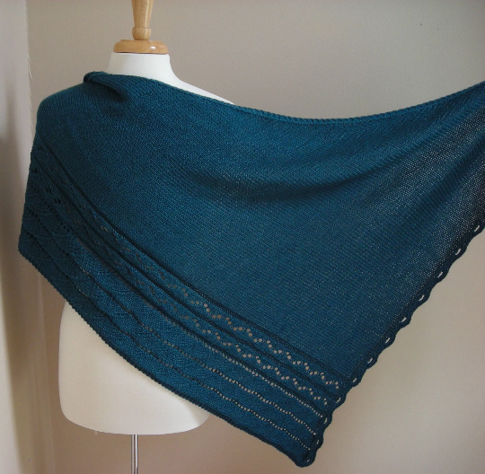 A Walk on the Beach Shawl, knitting pattern, lavenderhillknits.com