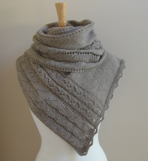 A Walk on the Beach Shawl, knitting pattern, lavenderhillknits.com