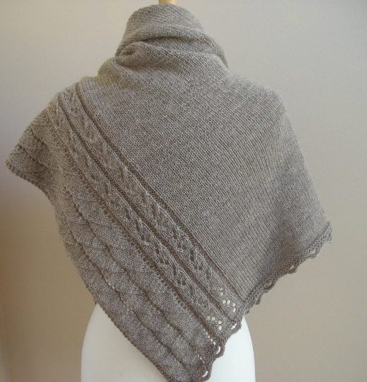 A Walk on the Beach Shawl Knitting Pattern