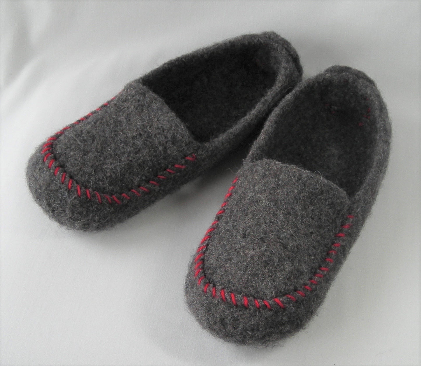 Men's Felted Moc Slippers Knitting Pattern