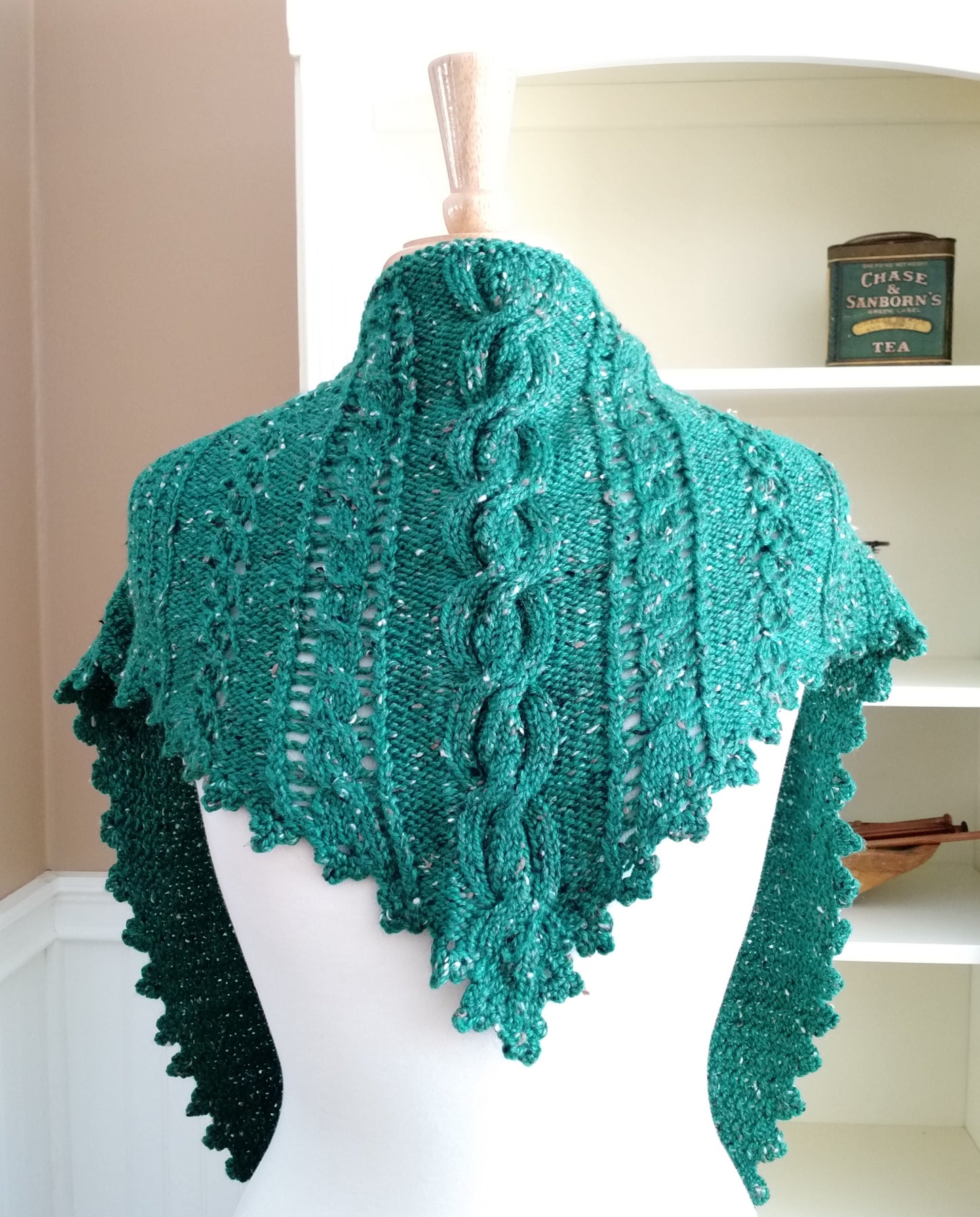 Clover Lace Cable Shawlette Knitting Pattern