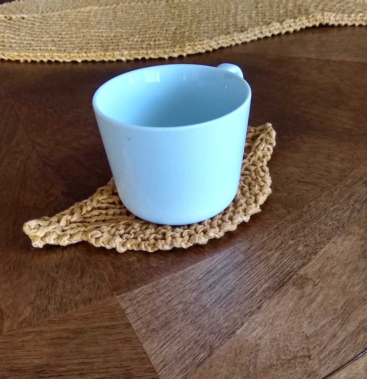 Leaf Placemat and Mug Mat Knitting Pattern