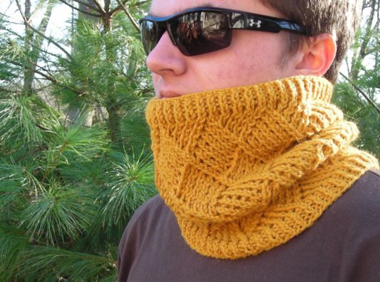 Black Diamond Warmer Knitting Pattern