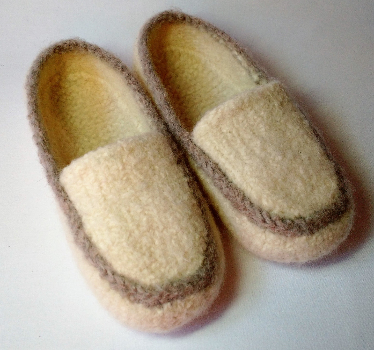 Women's Felted Moc Slippers Knitting Pattern