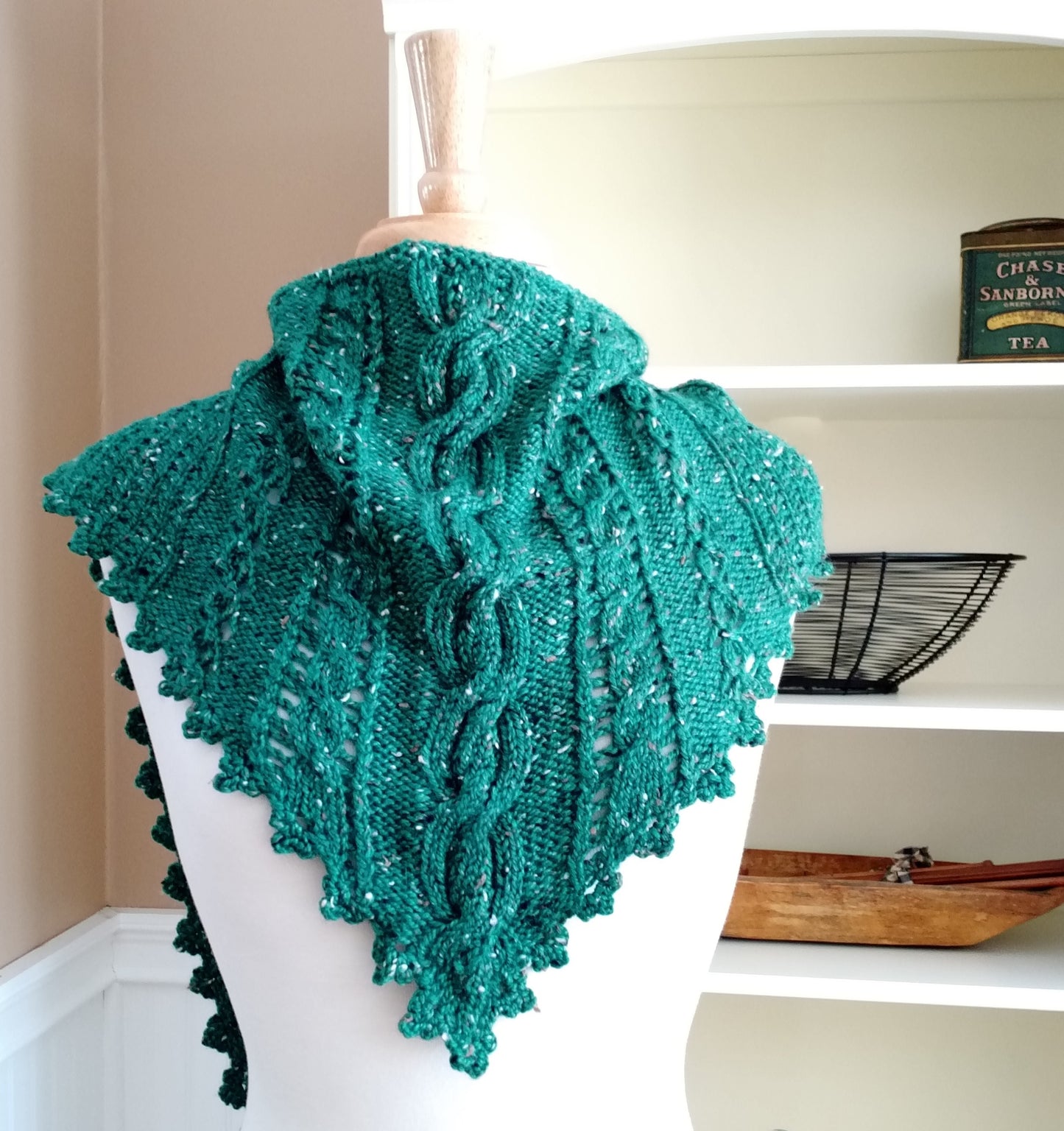 Clover Lace Cable Shawlette Knitting Pattern