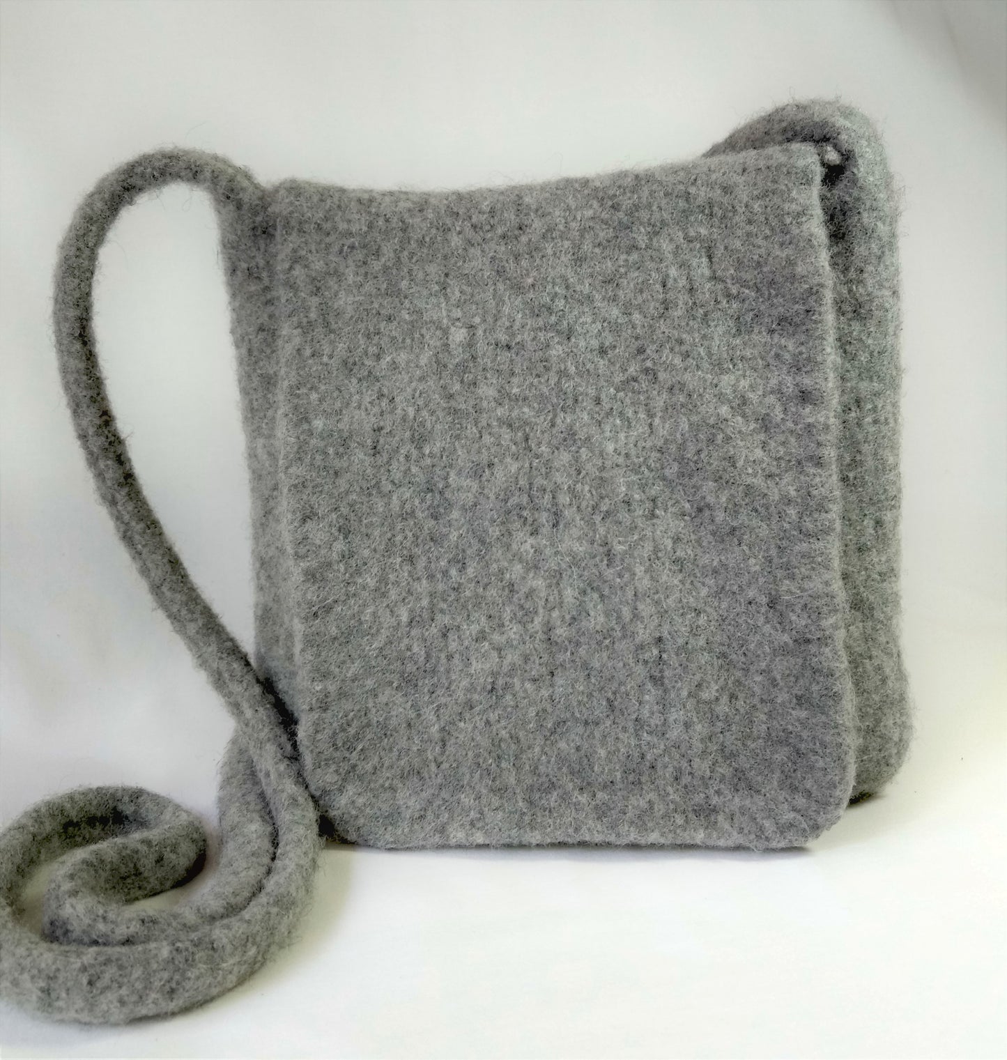 Sweetwater Felted Hipster Bag knitting pattern
