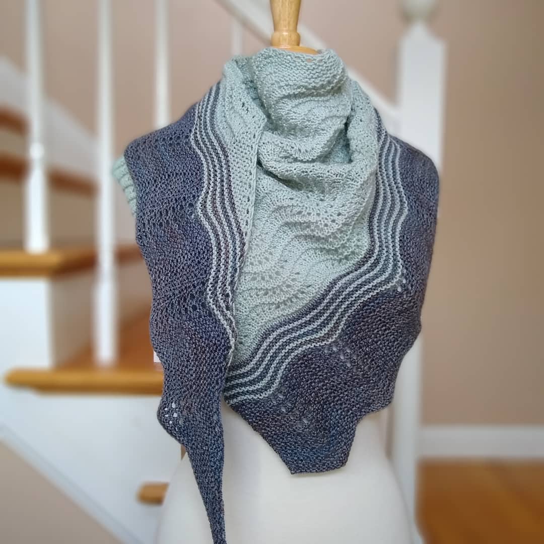 Simple Waves Shawl Knitting Pattern