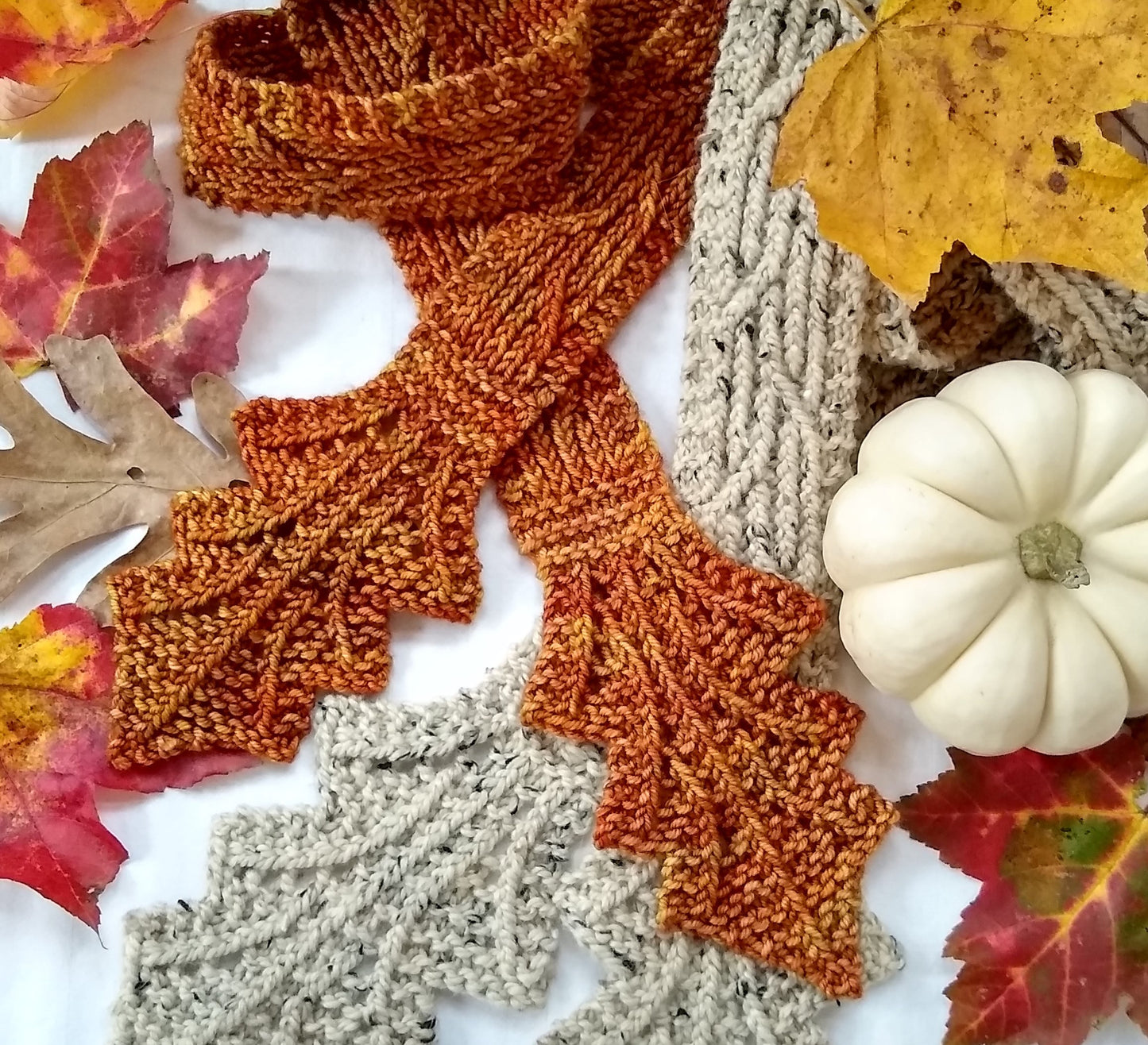 Autumn Leaf Cravat Knitting Pattern