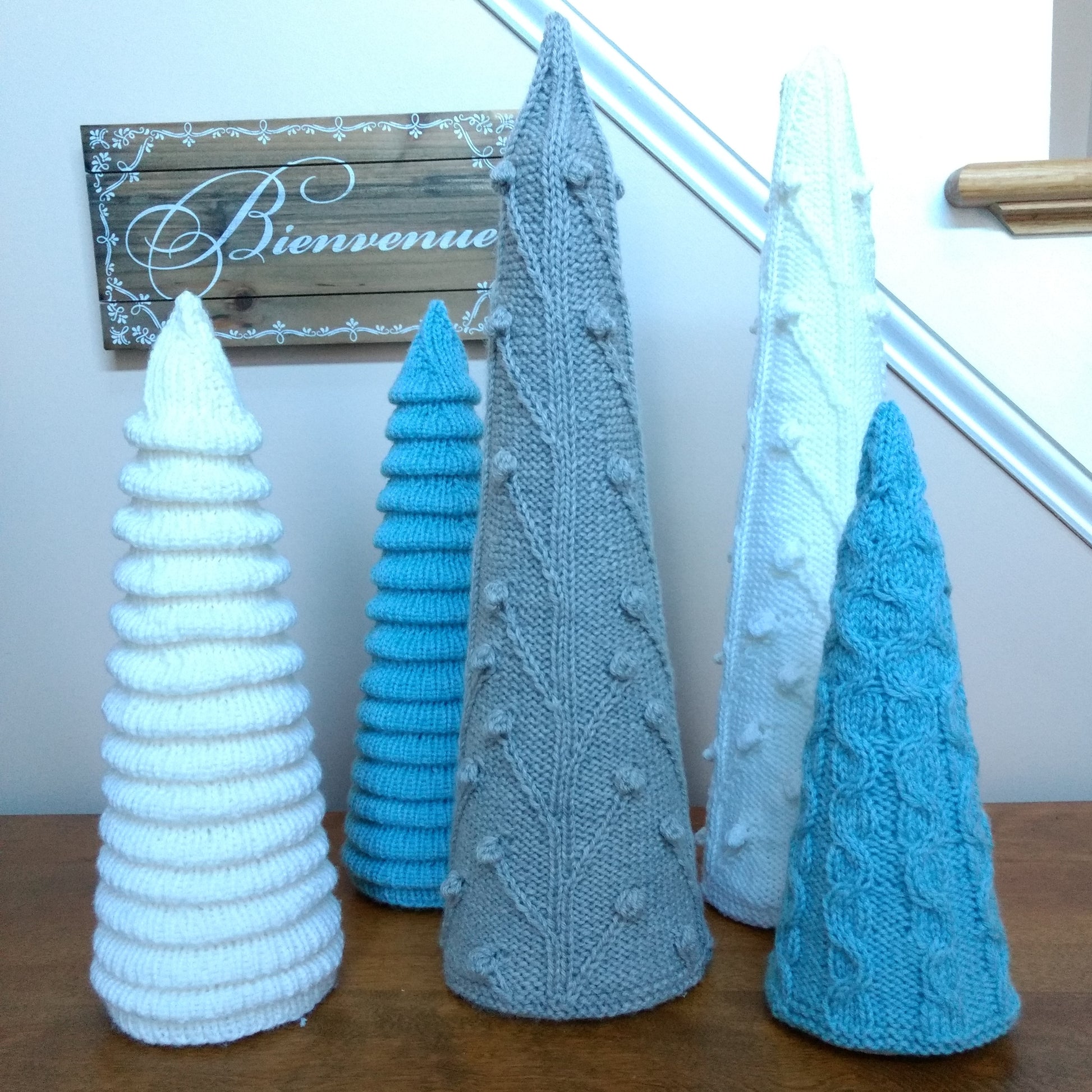 Knitted Christmas Trees, knitting pattern, holiday decor