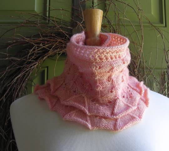 Flower Box Scarflette Knitting Pattern